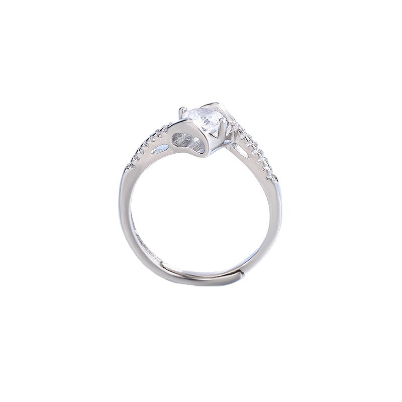 Zircon 1 Karat Angel Kiss Ring