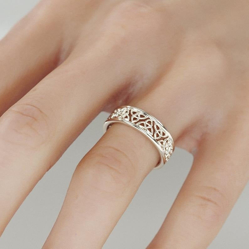 Hollow Flower Ring For Women